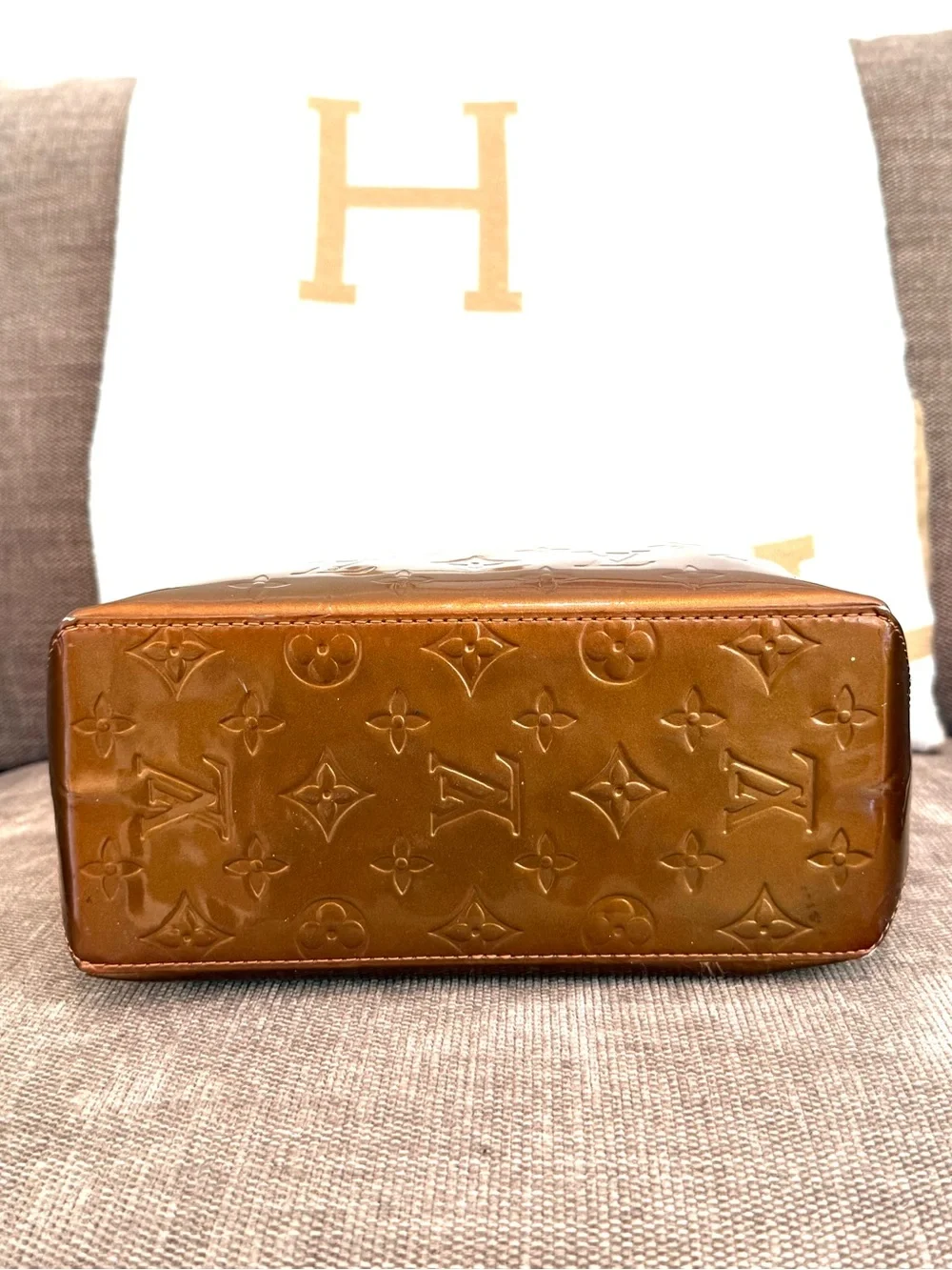 Authentic Louis Vuitton Vernis Reade PM bronze small tote bag brown gold LV